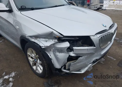 2013 BMW X3 xDrive28I z USA, uszkodzony, nr VIN 5UXWX9C50D0A30253